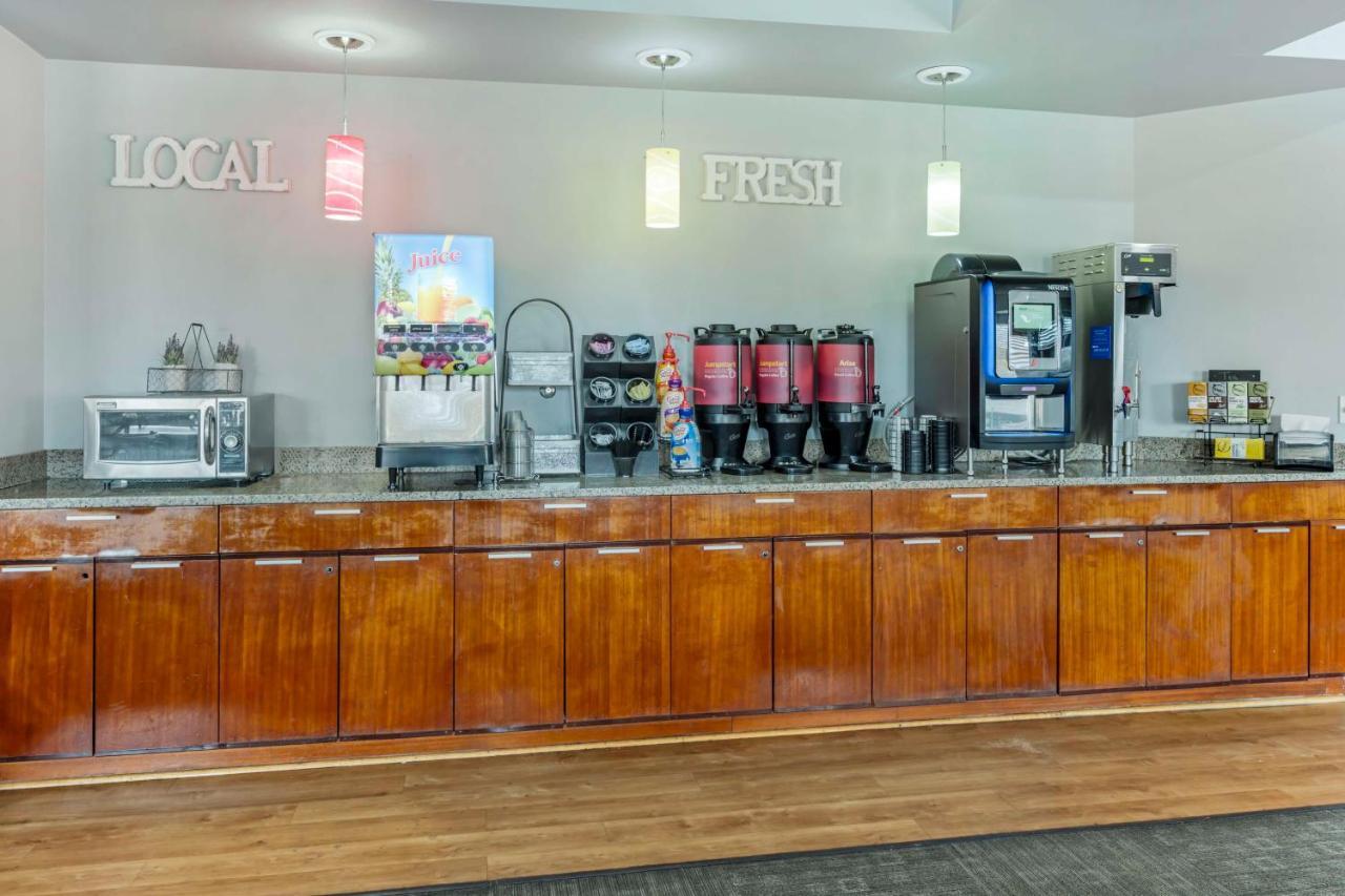 Best Western Plus Peppertree Inn At Omak Bagian luar foto