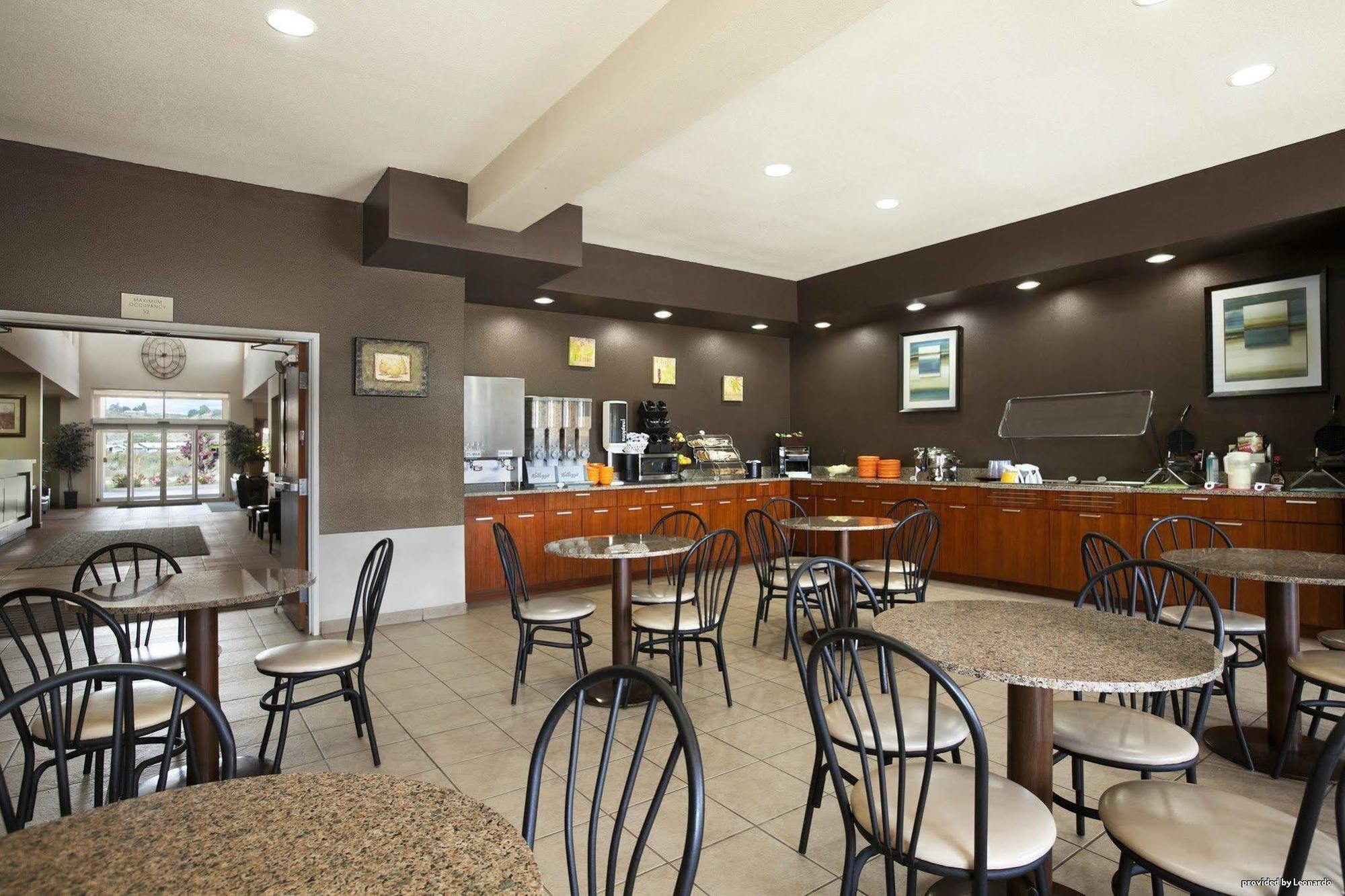Best Western Plus Peppertree Inn At Omak Bagian luar foto