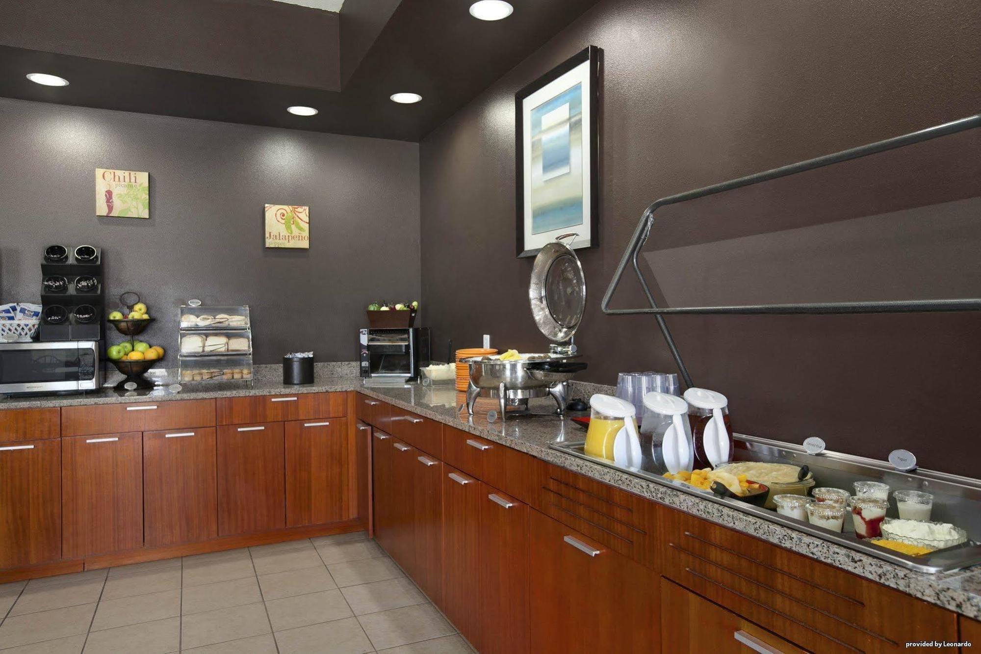 Best Western Plus Peppertree Inn At Omak Bagian luar foto